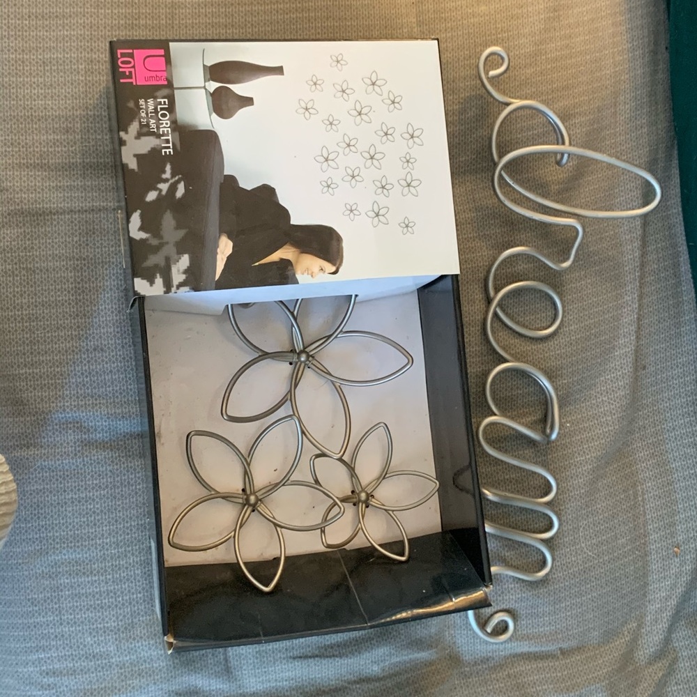 Set of wall decals!